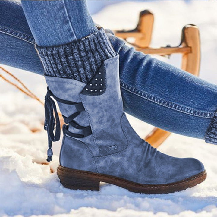 Stijlvolle EmilyBoots: zwarte leren laarzen met een casual uitstraling, perfecte damesschoenen voor elk seizoen.