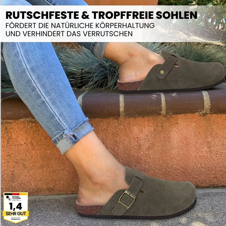 Ergonomische klompen voor dames met antislipzool en schokabsorberend voetbed, ideaal voor horeca en zorgberoepen.