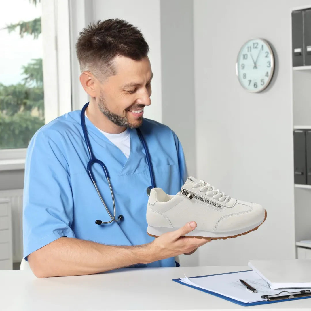 OrthoCareX schoenenselectie, diverse kleuren en maten, met ergonomische eigenschappen en comfort.
