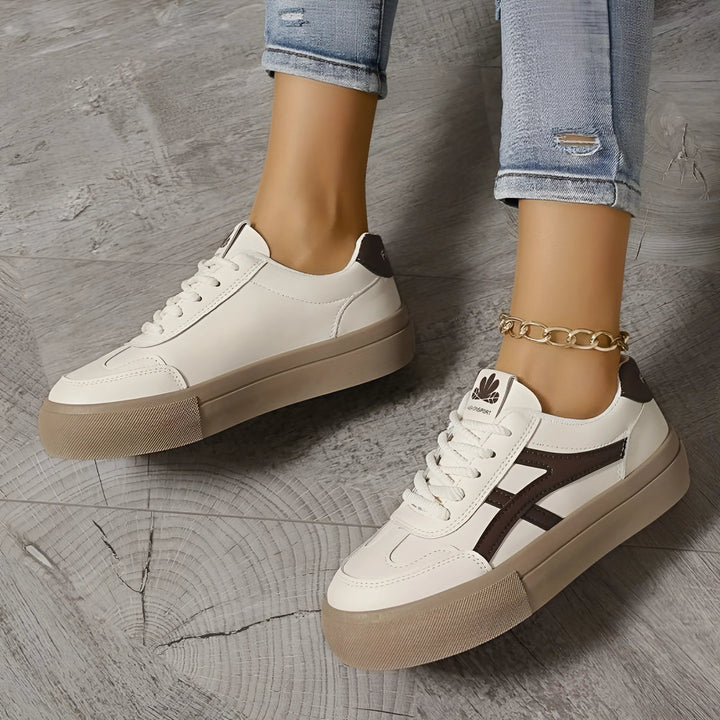 Orthopedische dames sneakers in modern design, blauwe kleur