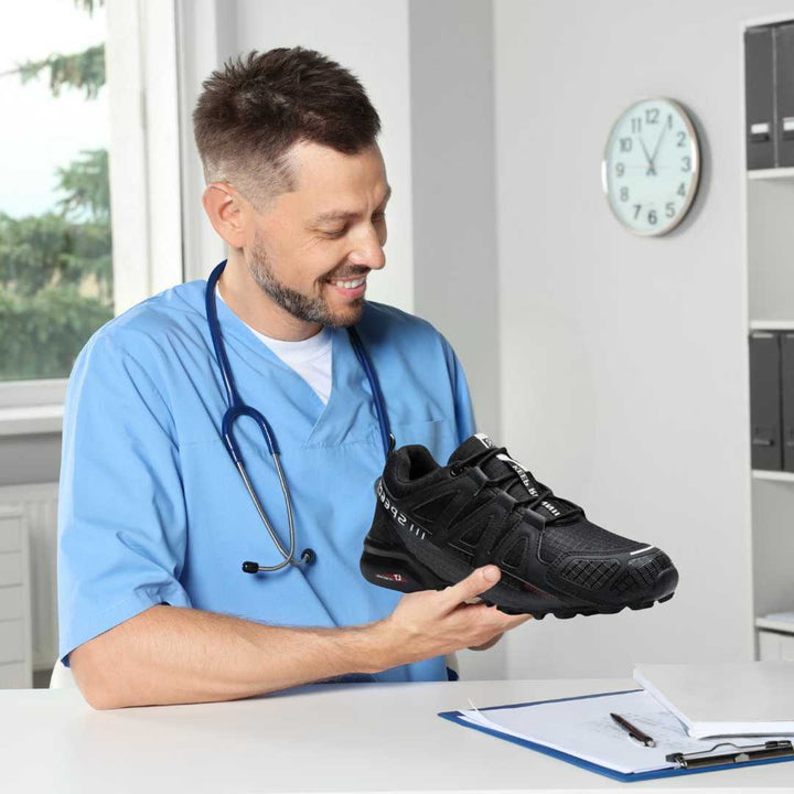 Antislipzool van OrthoTrekking damesschoenen voor optimale grip op diverse ondergronden en maximale veiligheid.