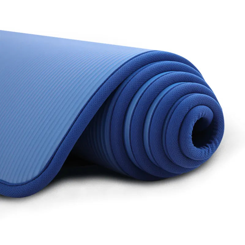 Duurzame, extra dikke antislip FlexiMat yogamat, ideaal voor intensieve training en stretchen.