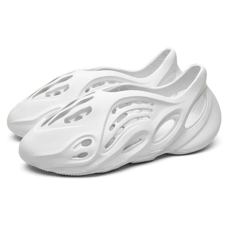 Zwarte FALO heren zomerschoenen, modieuze ademende instappers voor een comfortabele en casual zomerse outfit.