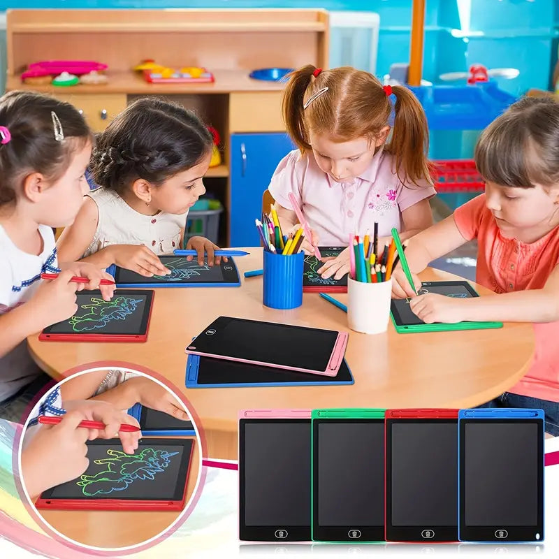 Tekenbord voor kinderen uitgestald, bevordert creativiteit en leren, ideaal voor reizen.