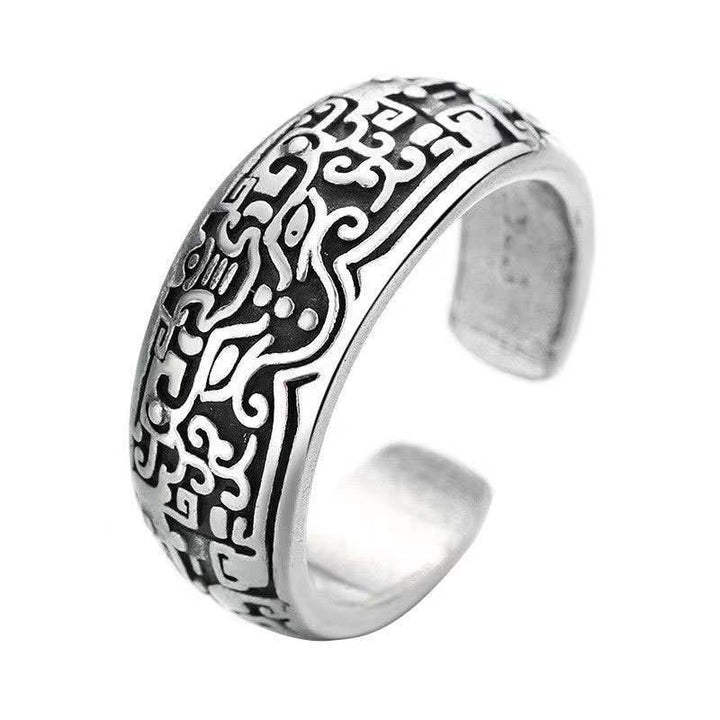 Antieke look drakenring, een spiritueel feng shui sieraad voor geluk en financiële voorspoed.