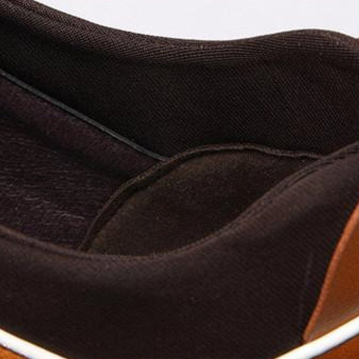 Heren platte wandelschoenen, elegant silhouet, bruin, comfortabel en veelzijdig voor dagelijks gebruik en wandelingen.