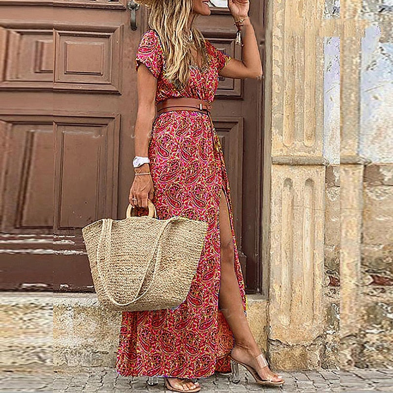 Elegante FloriekesDress boho zomerjurk voor dames. Een lange casual of feestjurk met losse pasvorm.