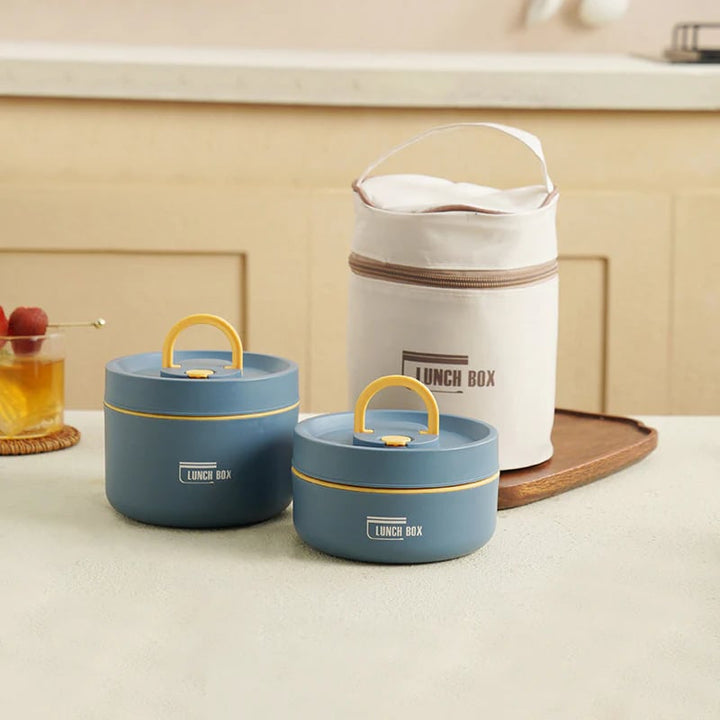 Binnenkant FreshSeal bento box met diverse compartimenten. Organiseer je verse lunch voor school of werk.