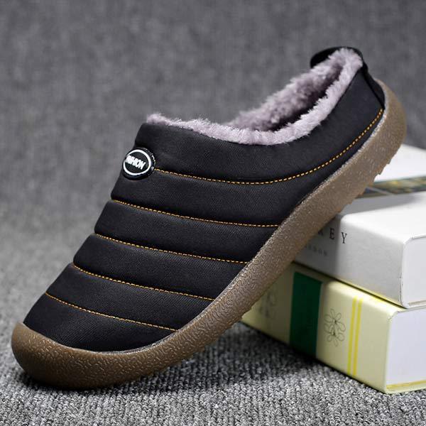 Gevoerde, antislip heren pantoffels Adam voor comfortabele avonden, vooraanzicht.