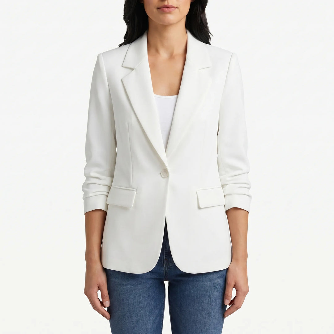 Beige casual chic damesblazer, eenknops model, comfortabel en stijlvol voor dagelijks gebruik.