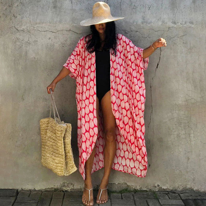 Glamoureuze dames strandjurk, licht luchtig ontwerp, ideaal voor stijlvolle zonbescherming op het strand