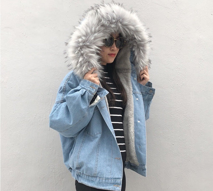 Comfortabele en warme grijze denim damesjas, een stijlvolle BellasJacket winterjas met trendy look.