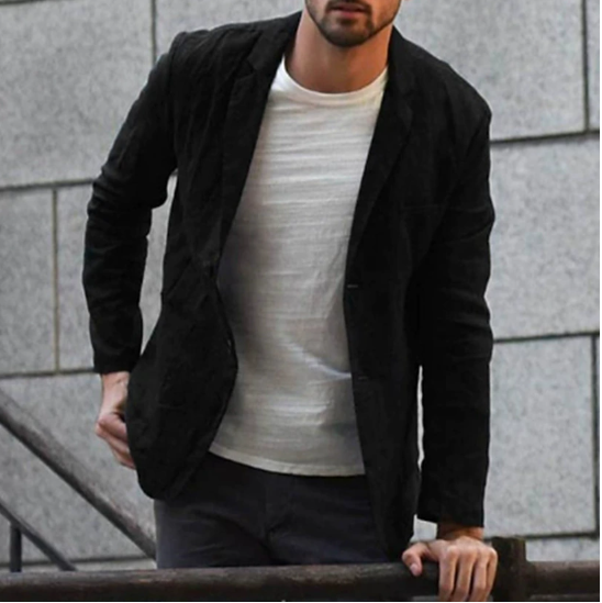 Zwarte heren single-breasted blazer met opgestikte zakken. Perfect jasje voor formele of casual gelegenheden.
