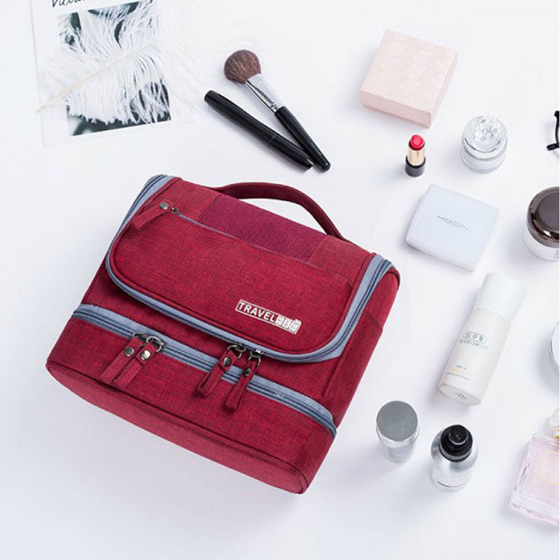 Stijlvolle hangende reistas, multi-compartimenten, een praktische reisaccessoire voor elke vakantie.