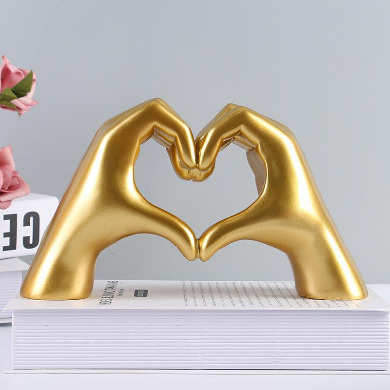 Elk handgemaakt hartdecoratie-object is uniek, een liefdevol symbool voor uw woonruimte.