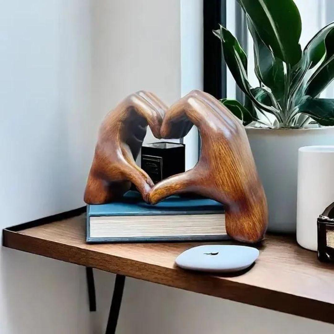 Veelzijdig handgemaakt hart, perfect als decoratiebeeldje, symbolisch geschenk of interieuraccent.