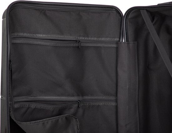 Zwenkwielen van de Capri handbagage koffer tonen moeiteloze 360 graden mobiliteit op elke ondergrond.