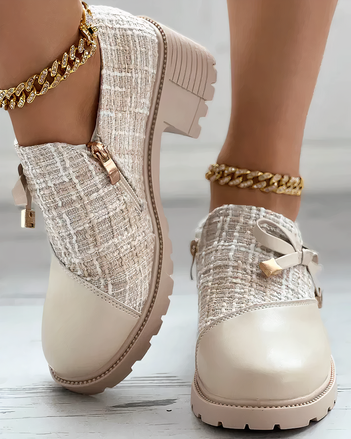 Heidi kanten pumps, elegante schoenen met fijne kantdetails, ideaal voor speciale gelegenheden; vooraanzicht