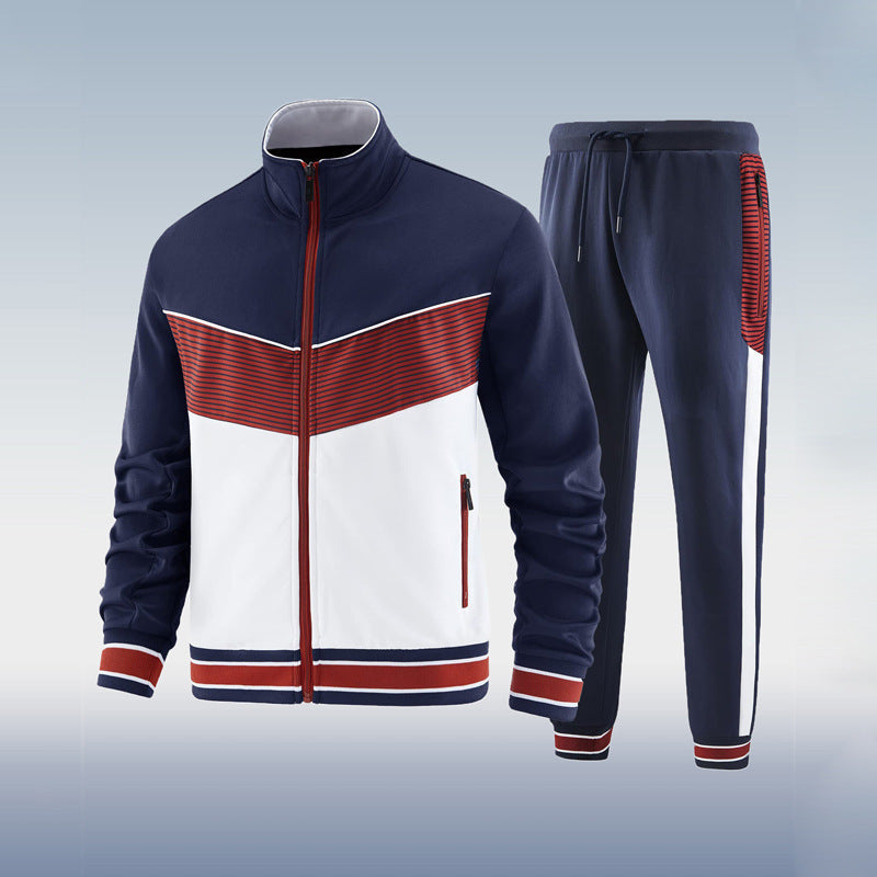 Heren trainingspak in lichtblauw, ademend en ergonomisch, geschikt voor sport en vrije tijd, met zakken en ritsen.