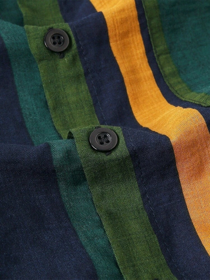 Vrolijke heren zomerset Brent met kleurrijke print, ademend en comfortabel voor een ontspannen zomer.
