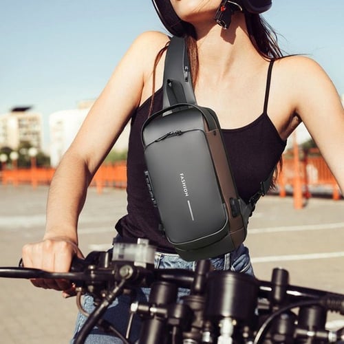 Heren anti-diefstal crossbody tas Dylan. Zwarte, stijlvolle en praktische herentas met rits.
