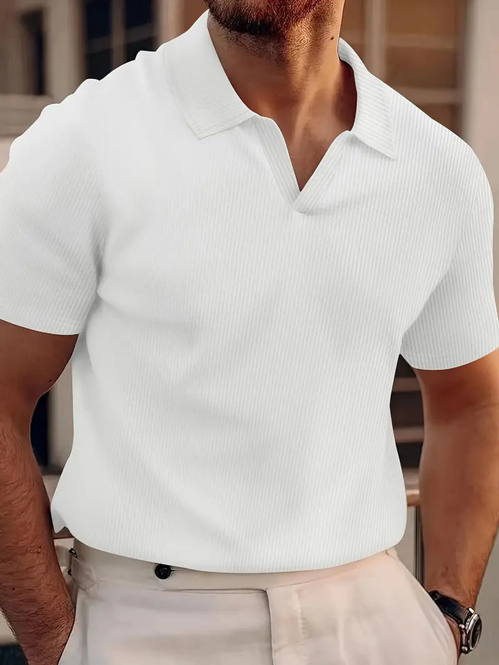 Modern heren poloshirt met korte mouwen; comfortabel en veelzijdig voor mannenmode, van casual tot chic.