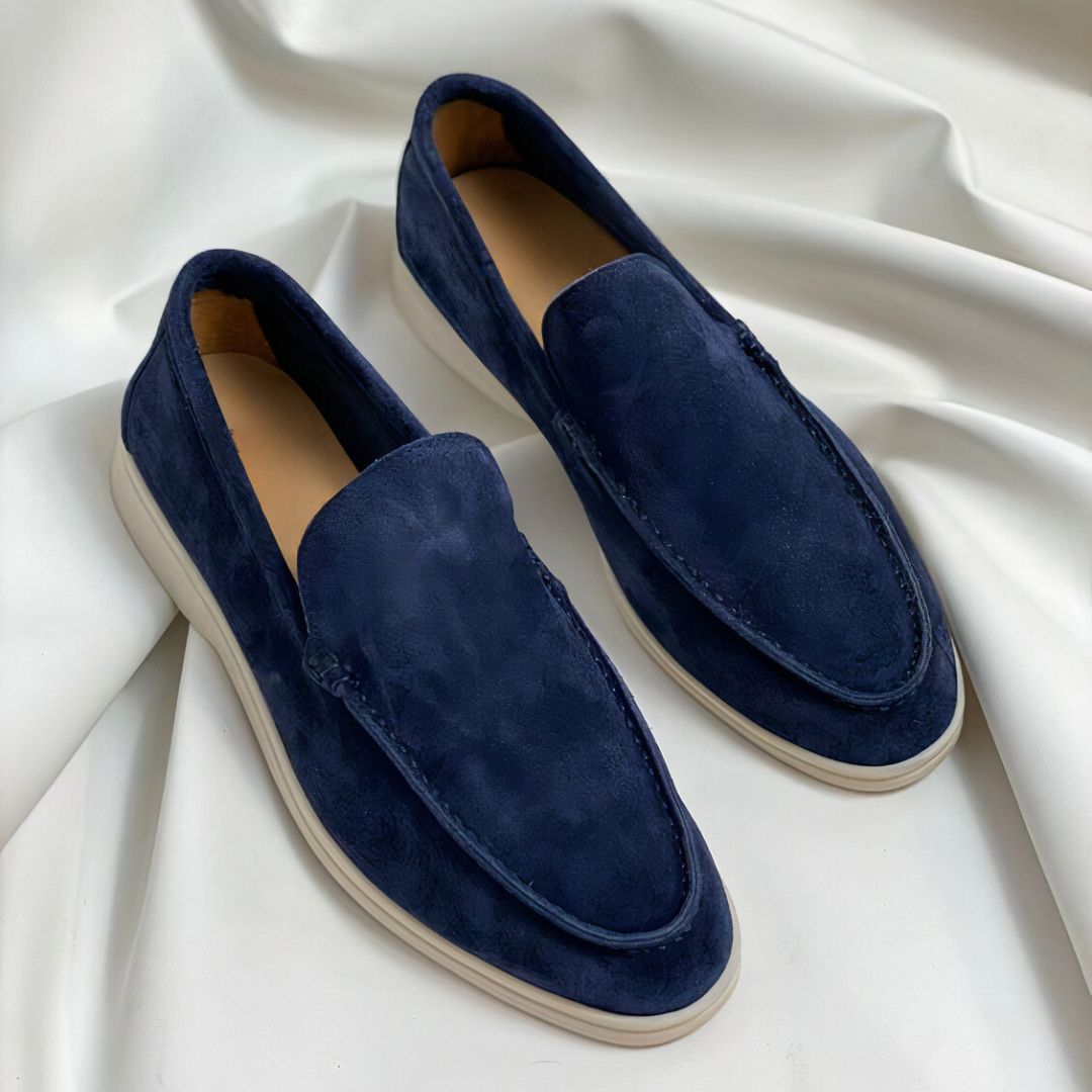 Zwarte heren instappers loafers, slip-on model. Perfect voor zakelijke of casual stijlvolle gelegenheden.