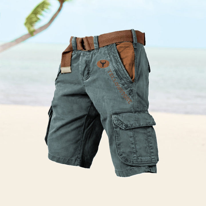 Multifunctionele heren cargo shorts Ethan, ontworpen voor comfort en praktisch gebruik tijdens zomerse dagen.