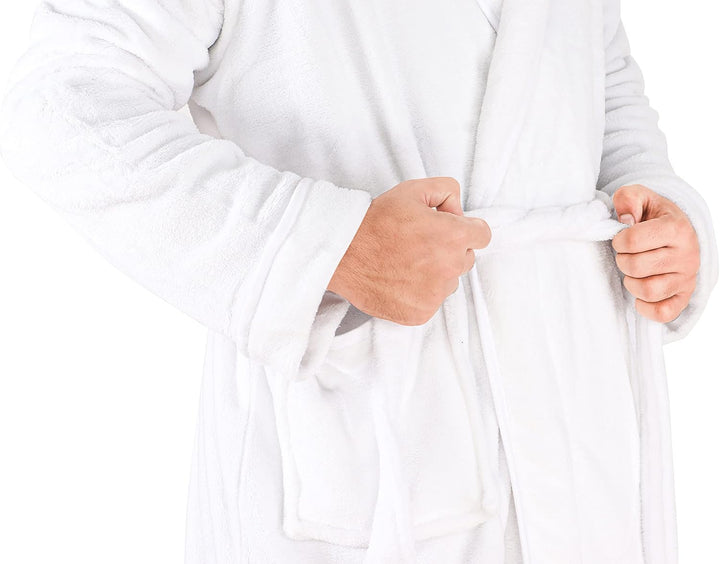Comfortabele heren ochtendjas van fleece, met capuchon en ceintuur.