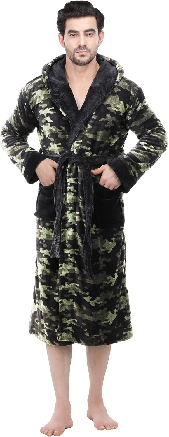Warme en zachte heren badjas van fleece met capuchon, veelzijdig.