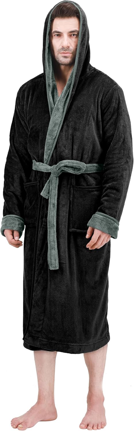 Heren badjas, type fleece met capuchon, voor een ontspannen start van de dag.
