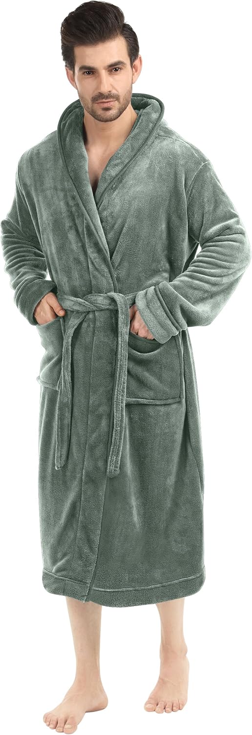 Fleece heren badjas, capuchon model, voor ontspanning na een lange dag.