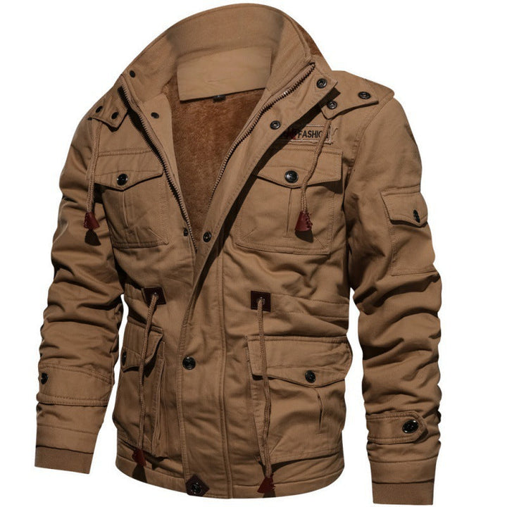 Warme en comfortabele heren winterjas Finn. Deze winddichte, fleece-gevoerde jas met capuchon is een must-have voor de winter.