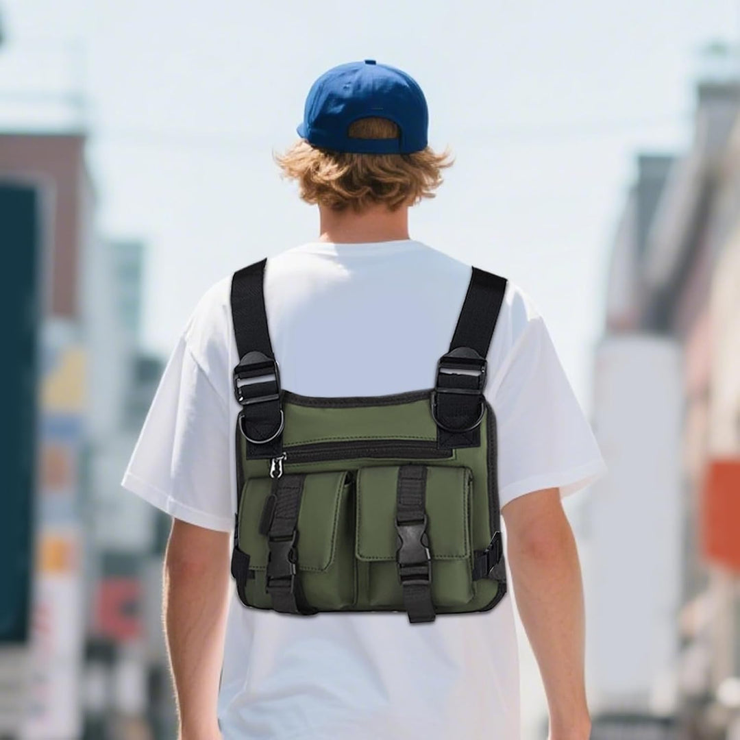 Grijs heren hardloopvest, lichtgewicht en multifunctioneel, voor alle weersomstandigheden.