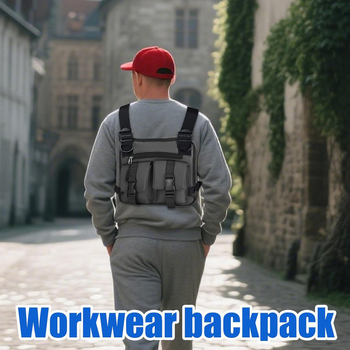Groen multifunctioneel hardloopvest, lichtgewicht en robuust voor heren outdoor fitness.