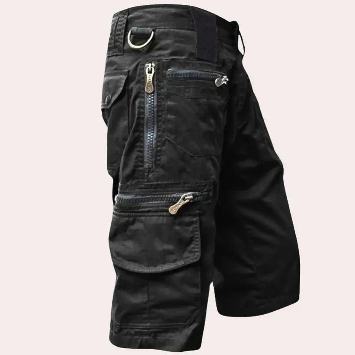 Heren Luca cargoshorts voor zomerse dagen. Comfortabel, casual en functioneel voor vrije tijd en outdoor avonturen.