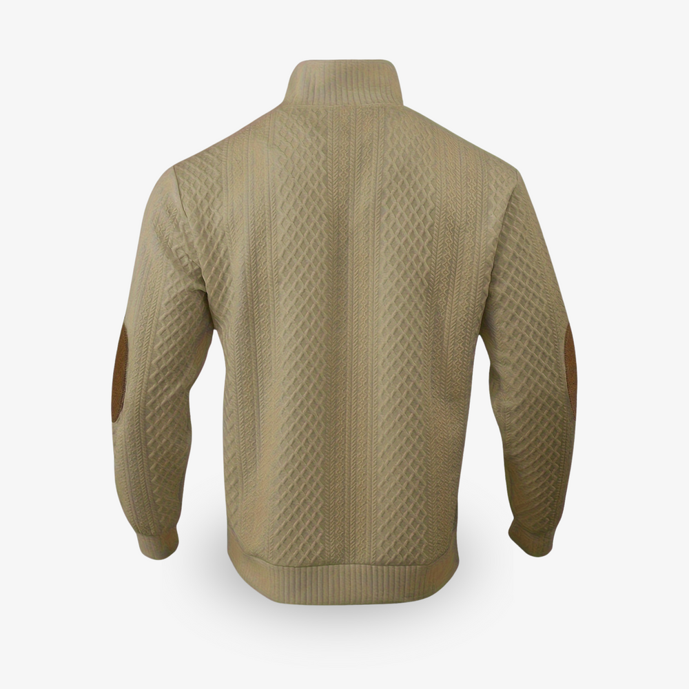 Stijlvolle heren kabeltrui met luxe elleboogstukken, ideaal voor casual en formele wintermode.