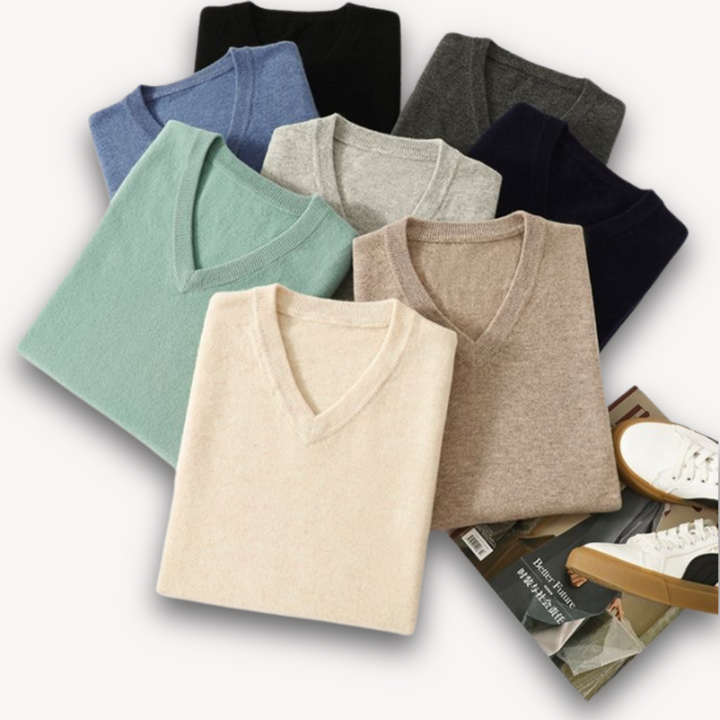 Heren kasjmier trui met elegante V-hals, biedt comfort en luxe in één stijlvol kledingstuk.