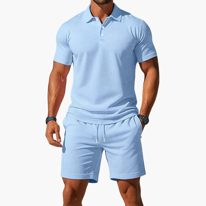 Heren poloset van een comfortabel en ademend tweedelig zomerpak voor casual herenmode.