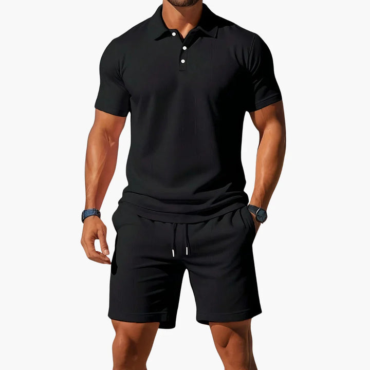 Zomerse heren poloset; een comfortabel, ademend en casual tweedelig zomerpak voor herenmode.