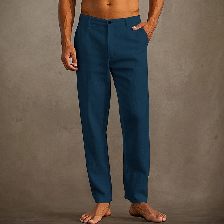 Comfortabele herenbroek met rechte pijp, perfect voor een ontspannen, stijlvolle look.
