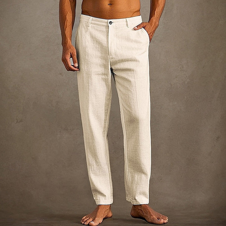 Stijlvolle casual herenbroek met een relaxed fit, biedt optimaal comfort voor elke gelegenheid.