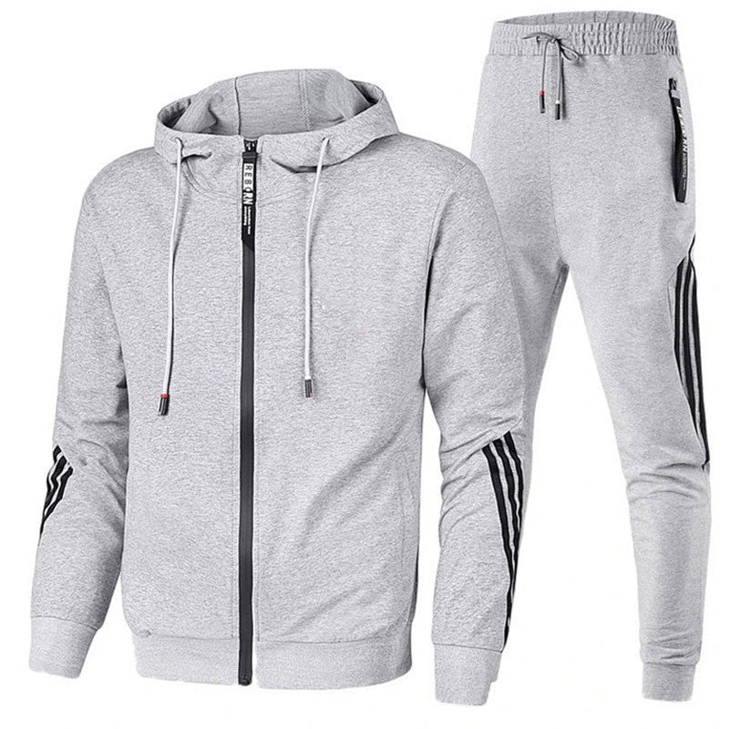 Casual heren trainingspak Milan voor dagelijks comfort en een relaxte stijl. Perfect voor ontspanning thuis.
