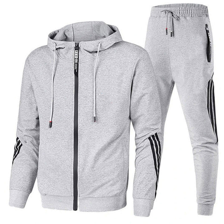 Casual heren trainingspak Milan voor dagelijks comfort en een relaxte stijl. Perfect voor ontspanning thuis.