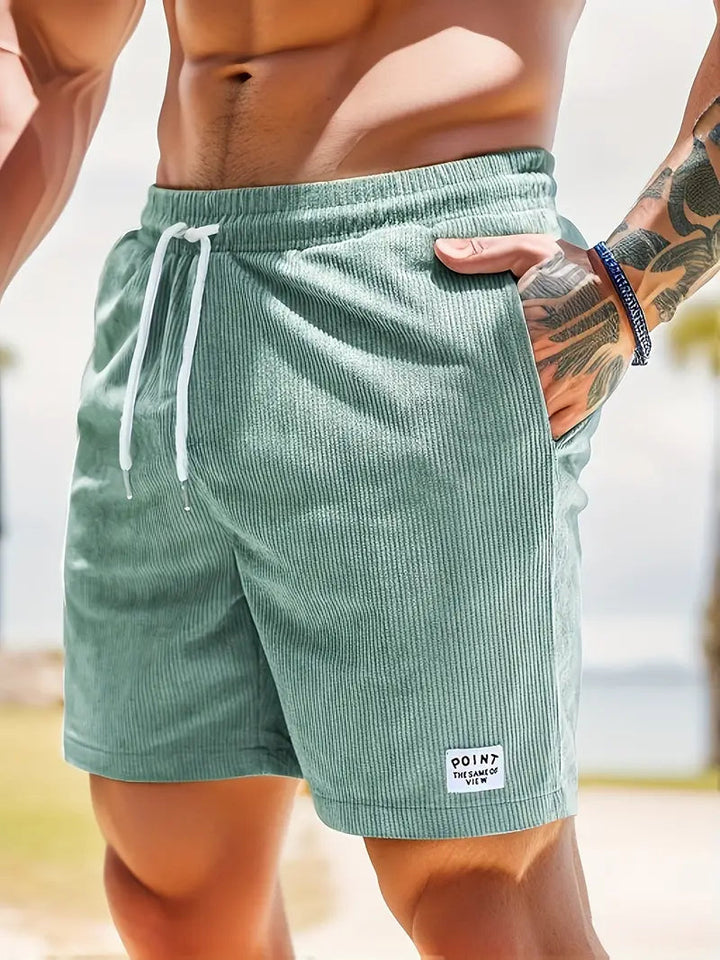 Moderne pasvorm VUMO heren shorts, perfect voor casual zomerkleding en vrije tijd.