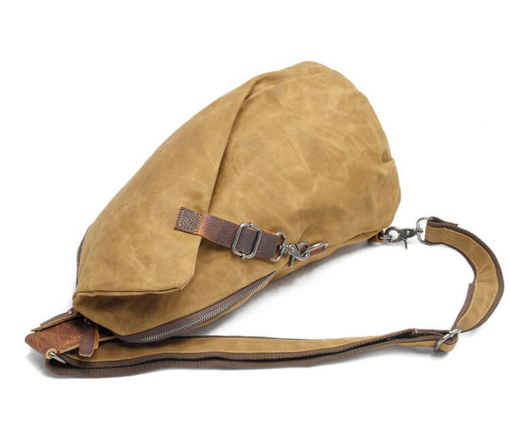 Khaki heren waterdichte canvas schoudertas, robuust en functioneel, met antidiefstalbeveiliging.