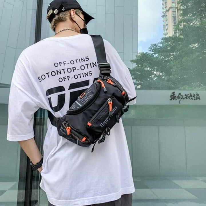 Waterdichte heren slingbag, ideaal voor fietsen en sport met veilige opbergruimte.