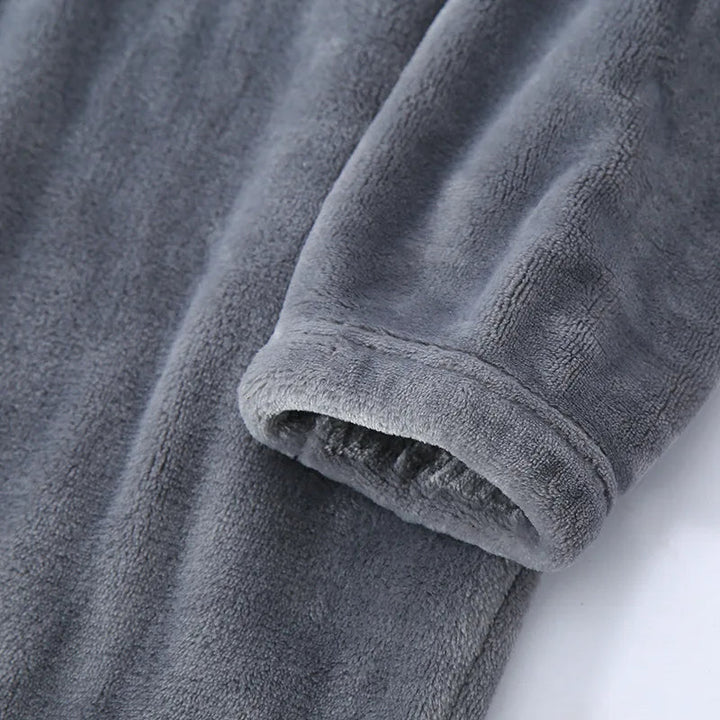 Comfortabele winter pyjama voor mannen, zachte stof voor maximaal comfort.