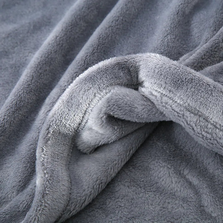 Warme heren pyjama met ademend materiaal, comfortabel voor de winter.