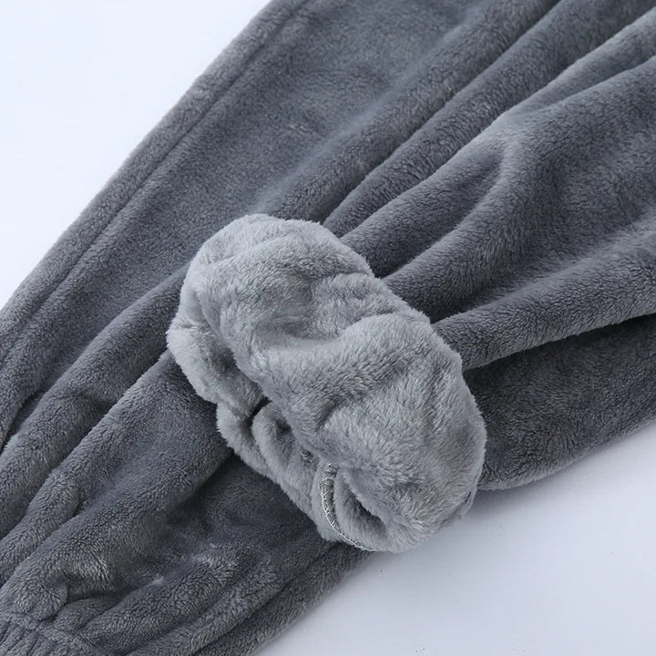 Warme nachtkleding heren, complete pyjamaset voor de winter.